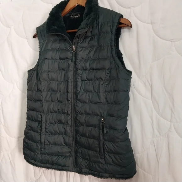 HeatKeep Women's Size Medium Forest Green Insulated Lined Quilted Puffer Vest - Picture 3 of 9